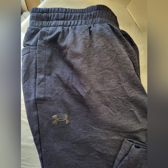 Under Armour Men's Blue Joggers, Size XXL (38) - Picture 7 of 7